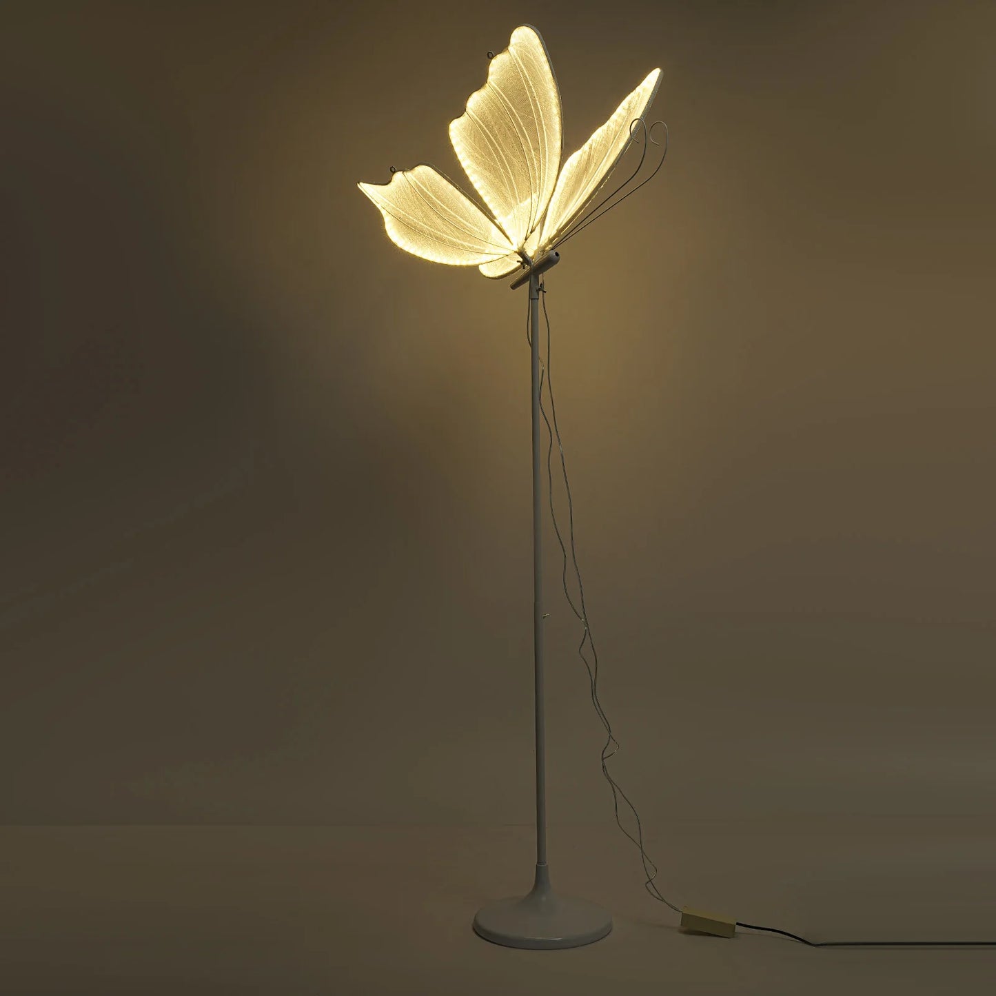 2-Pack Butterfly Wedding Aisle Lights Romantic Butterfly Decoration Lights, Adjustable Height,Dual Mounting for Indoor Weddings